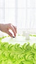 Cake Decorating Ã¢â¬â Plastic Dowels inside Cake.